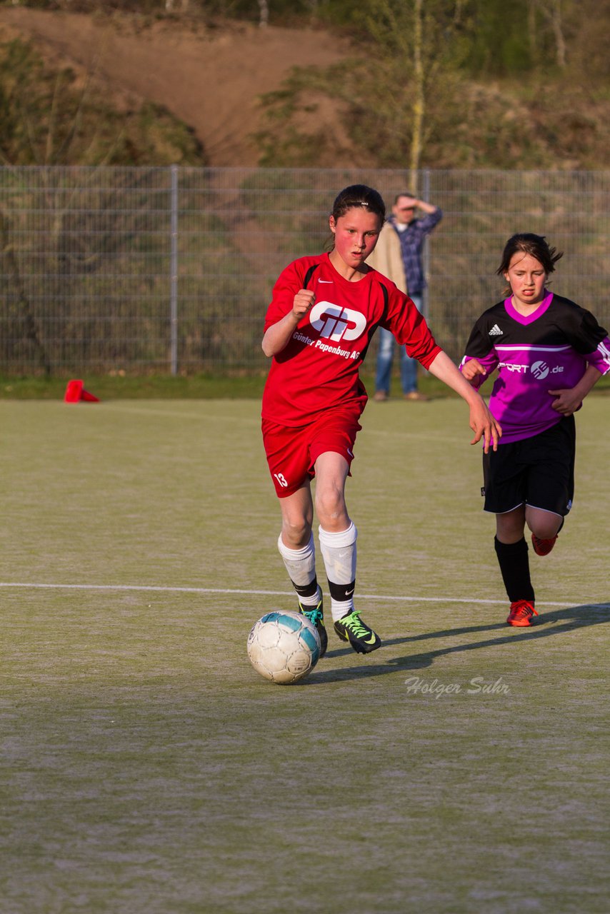 Bild 150 - D-Juniorinnen FSC Kaltenkirchen - SV Wahlstedt : Ergebnis: 3:1